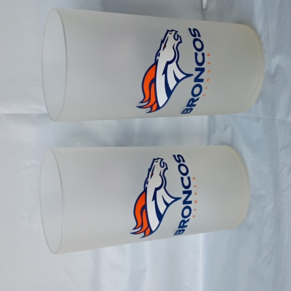 Denver Broncos Frosted Glass Tumblers with Blue Orange Logo Pair Melamine